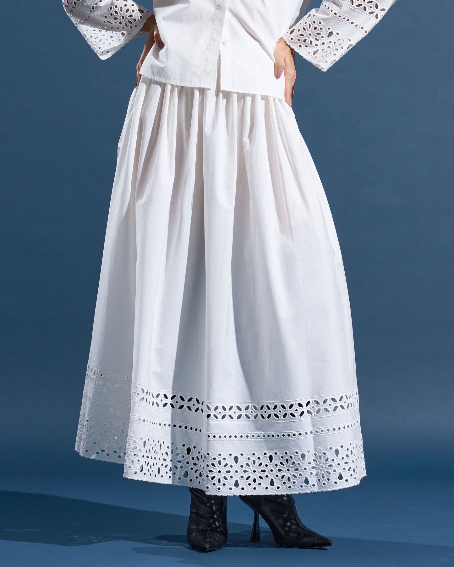 Eyelet Hem Midi Skirt