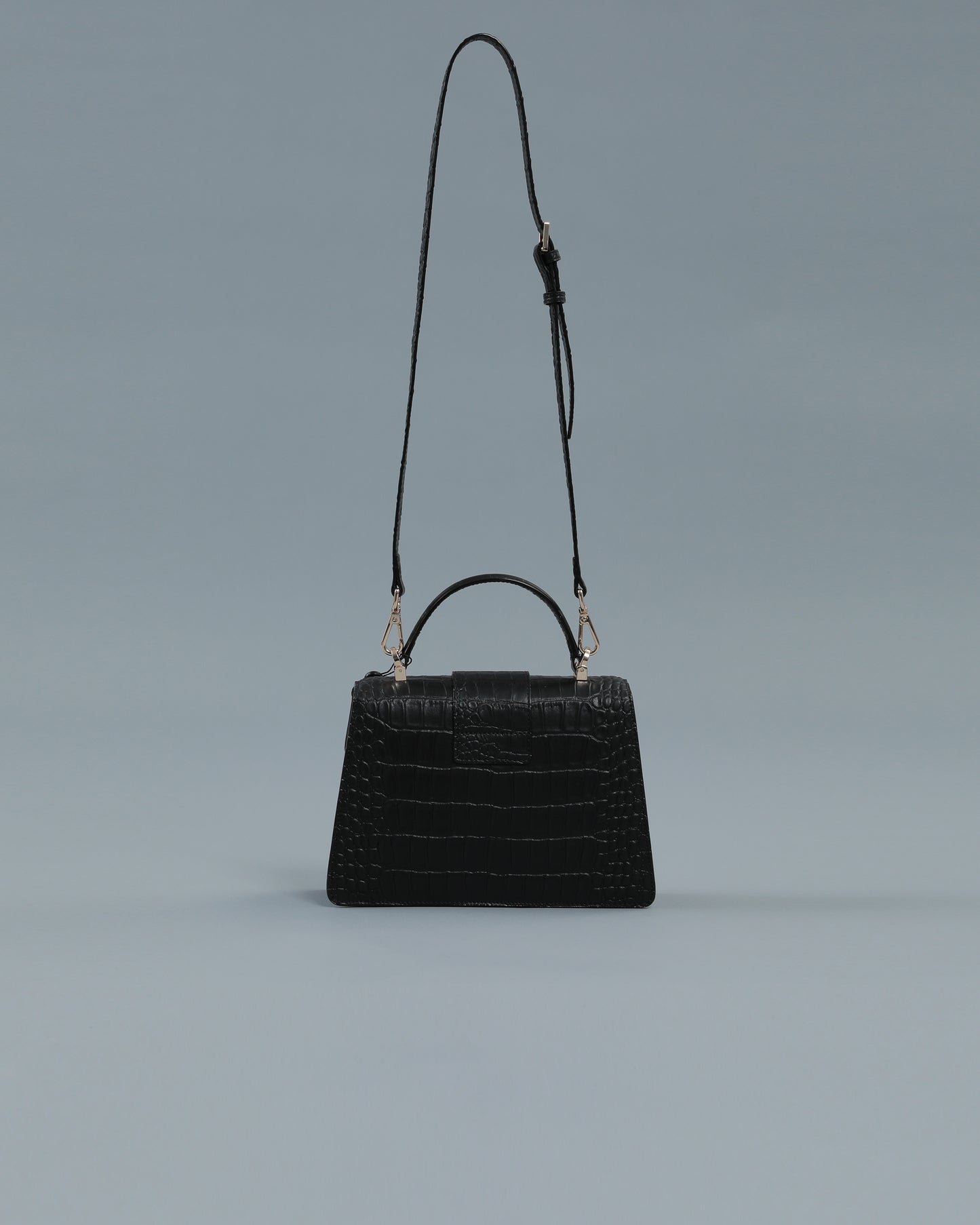 Croc Textured Handbag in Black
