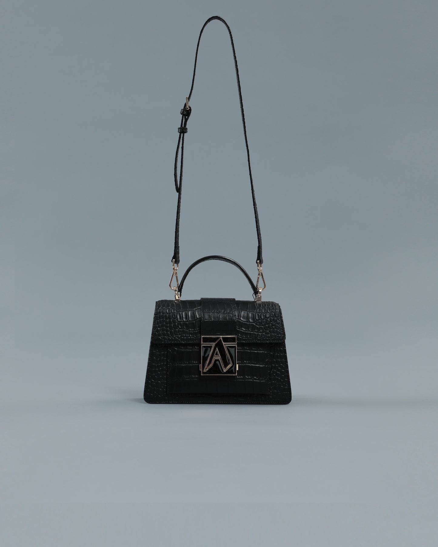 Croc Textured Handbag in Black