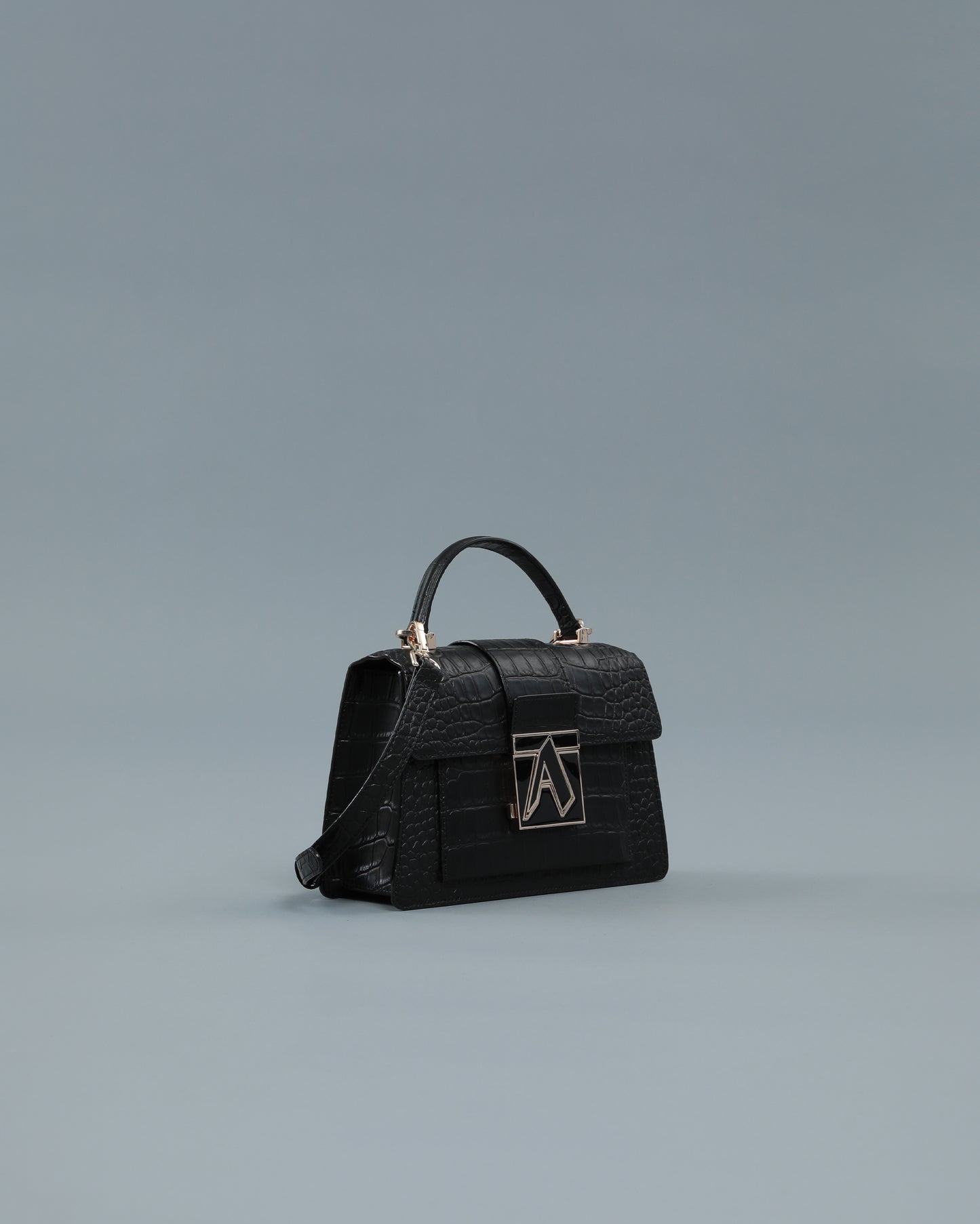 Croc Textured Handbag in Black