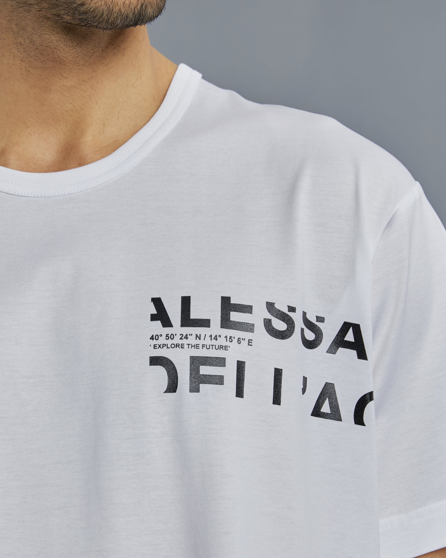 Contrasting Brand Print T-Shirt
