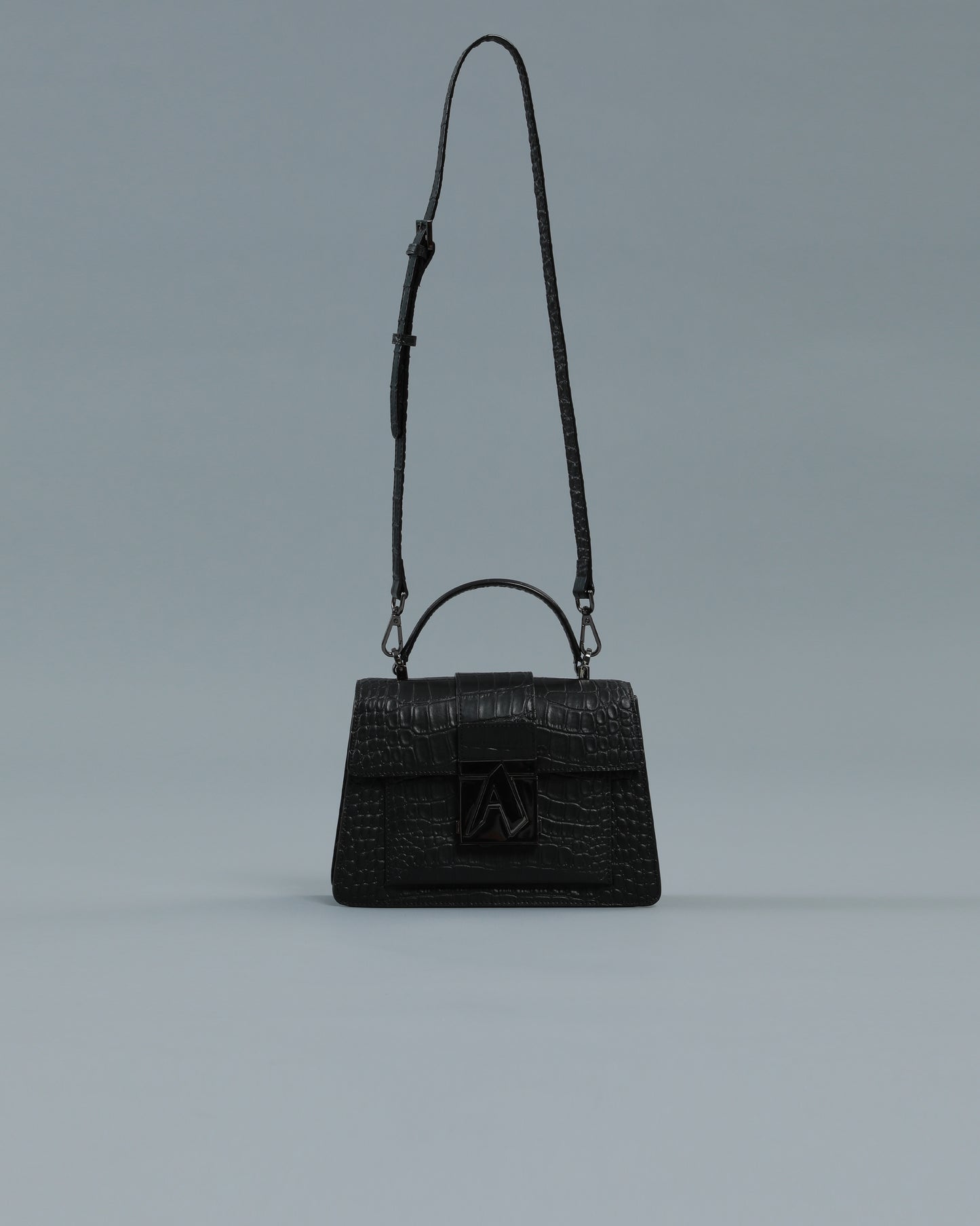 Croc Textured Handbag in Black